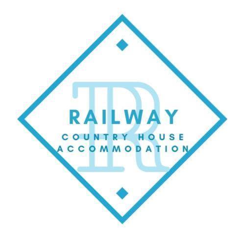 Railway Country House Гори Экстерьер фото